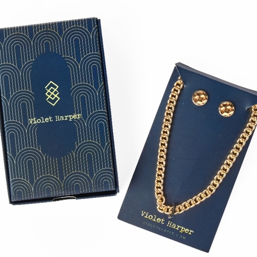 Gold Necklace Set